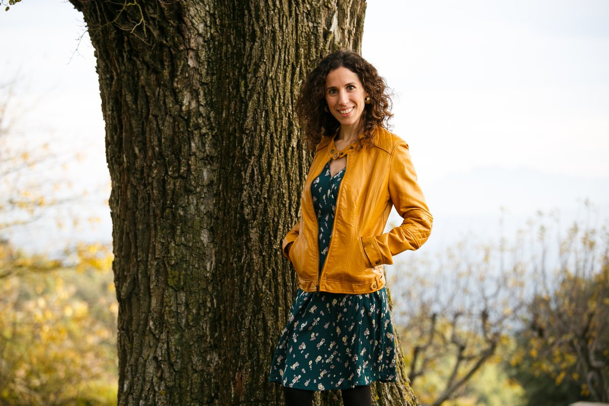 revistavalors's tweet photo. #VALORSALALÇA #ENTREVISTA
"Tendim a pensar que la religió és la creença amb la divinitat però no sempre és així"

@Fons_Clara, directora de @dialogal, no comparteix la idea que la societat serà #postreligiosa. Segueix l'entrevista amb @laura_cera: https://t.co/vrE2RPisjp https://t.co/TVhLPxJi7A