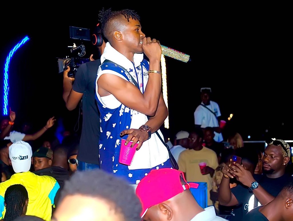 itsWillyWillz's tweet photo. ☑️How we Jived at the Biggest RAVE on the mainland
‘CHUNEZ DAY!’ With HYPEROYAL WILLY WILLZ
@chunesdayafrica
Cc @wickedestdino
@punaclia
#Punacliamanagement
#UbuntuJiveWithWillywillz3
#PunaCliamanagement!
#Superstar #Explore #Explorepage #Trending #Trend #Worldwide https://t.co/lz0b3K4zGs