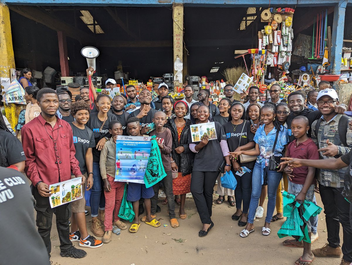 lucbienfait's tweet photo. #U_Action

Dans le cadre du challenge sur les pratiques familiales essentielles, les u-reporters de Bukavu continuent de sensibiliser sur la prise en charge de la diarrhée à domicile et sur la plateforme @ureport_rdc.

La ville de Bukavu continue à enregistrer les cas de choléra. https://t.co/kMj6xaFWRx
