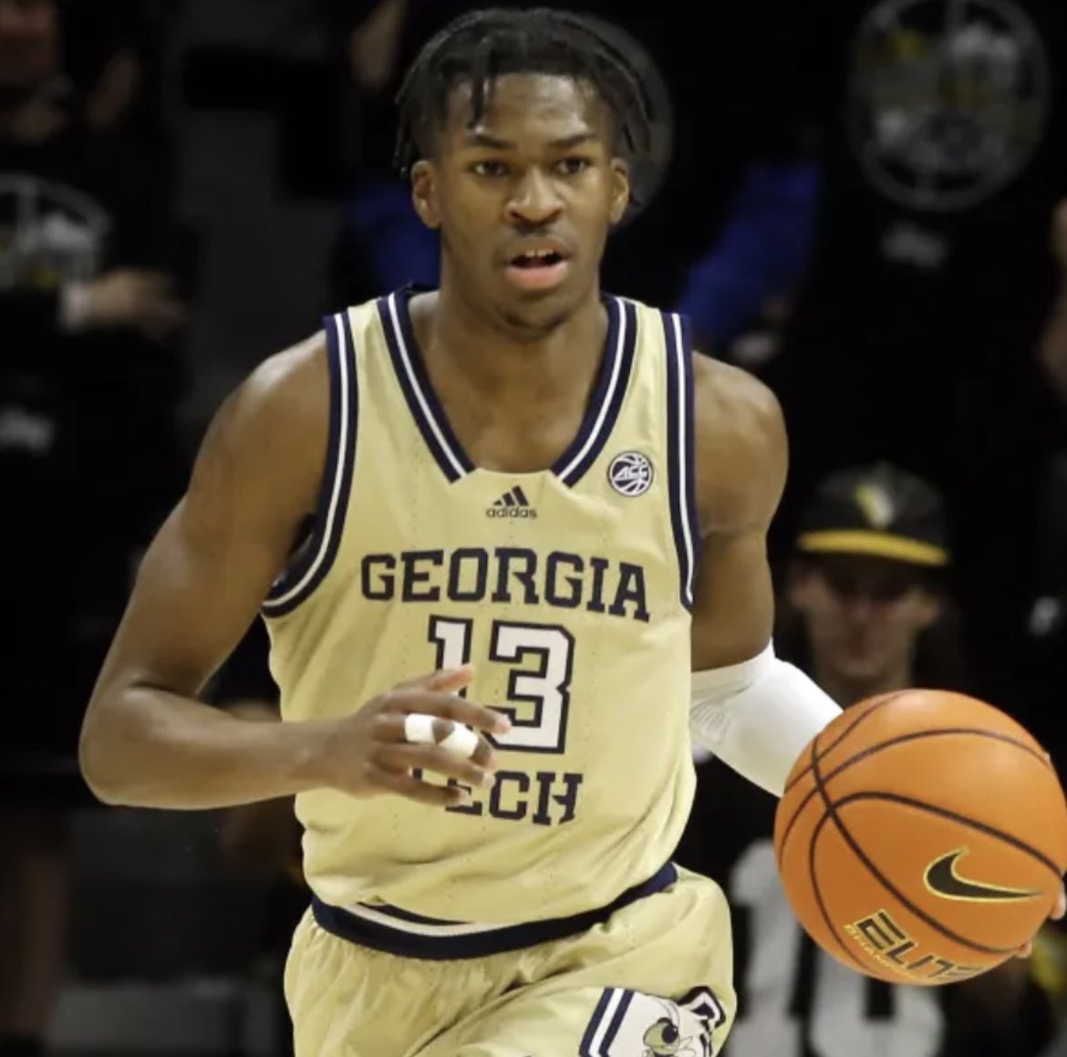 morehoopss's tweet photo. CBB starting today means a new season of Sniped locks and slips🔥💯 Starting the szn off with our POTD💎 Miles Kelly Over 15.5 Points🎯🎯 #CBB #POTD #CBBLock #prizepicksCBB https://t.co/SKGFoWxdCZ