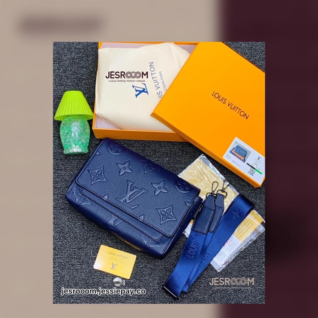 jesrooom's tweet photo. Carry elegance on your shoulder with the iconic LV Shoulder Bag – now available at Jesrooom for just ₦23,000.

Elevate your style with this timeless classic. Limited stock, grab yours now! ✨

🛒Shop🛍️ via 🪩: https://t.co/LfLIuDGvJQ link in bio.

NATIONWIDE DELIVERY 

#Jesrooom https://t.co/YyQZgSwbIu