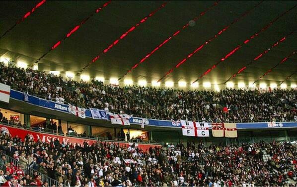 Awaydays23's tweet photo. ON THIS DAY 2007: Bolton Wanderers at Bayern Munich #BWFC https://t.co/u28gs9goec