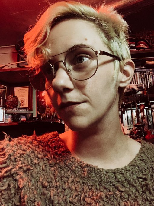 Come join me for naked crafting and a few orgasms this evening!   Subscribe to hang out and get access<a href="/tag/mvsales"class="tags"><span>#mvsales</span></a>
