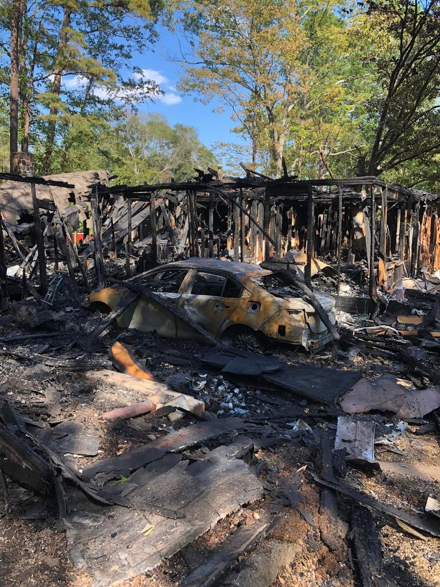 KateSBierman's tweet photo. @PhilipPullman they lost everything. Though she was able to rescue the signature and turn it into a bookmark, I am trying to find her new ones. If I can find first editions, is there any way I can mail them to you (plus return postage) for signing? #shotinthedark #canthurttoask https://t.co/clHH6dskQp