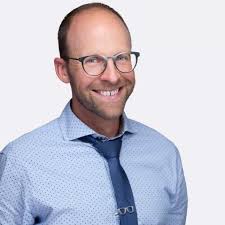 coloradopols's tweet photo. This week on the Get More Smarter Podcast, @Marshall9News joins us to talk about Rep. Ken Buck's retirement and what to make of a Republican field of candidates that could reach double figures by June 2024. https://t.co/BON0SU8zgh #copolitics #c004 #2024elections https://t.co/EbKmlSDHkG