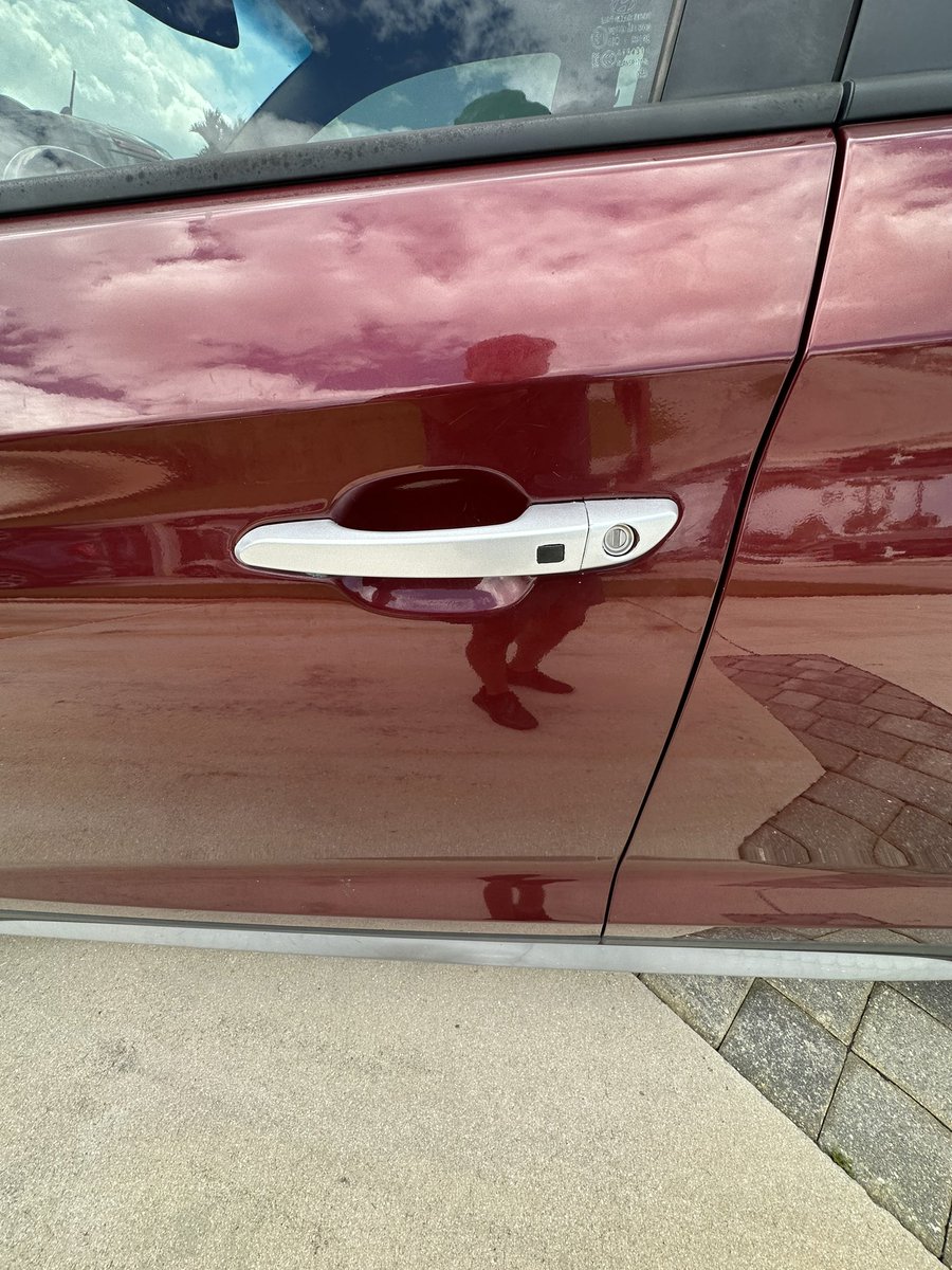 scpblack79's tweet photo. Door Handles wrapped in Gloss Silver Metallic✅ DM today for Pricing‼️ https://t.co/Pa0TYsjCSh