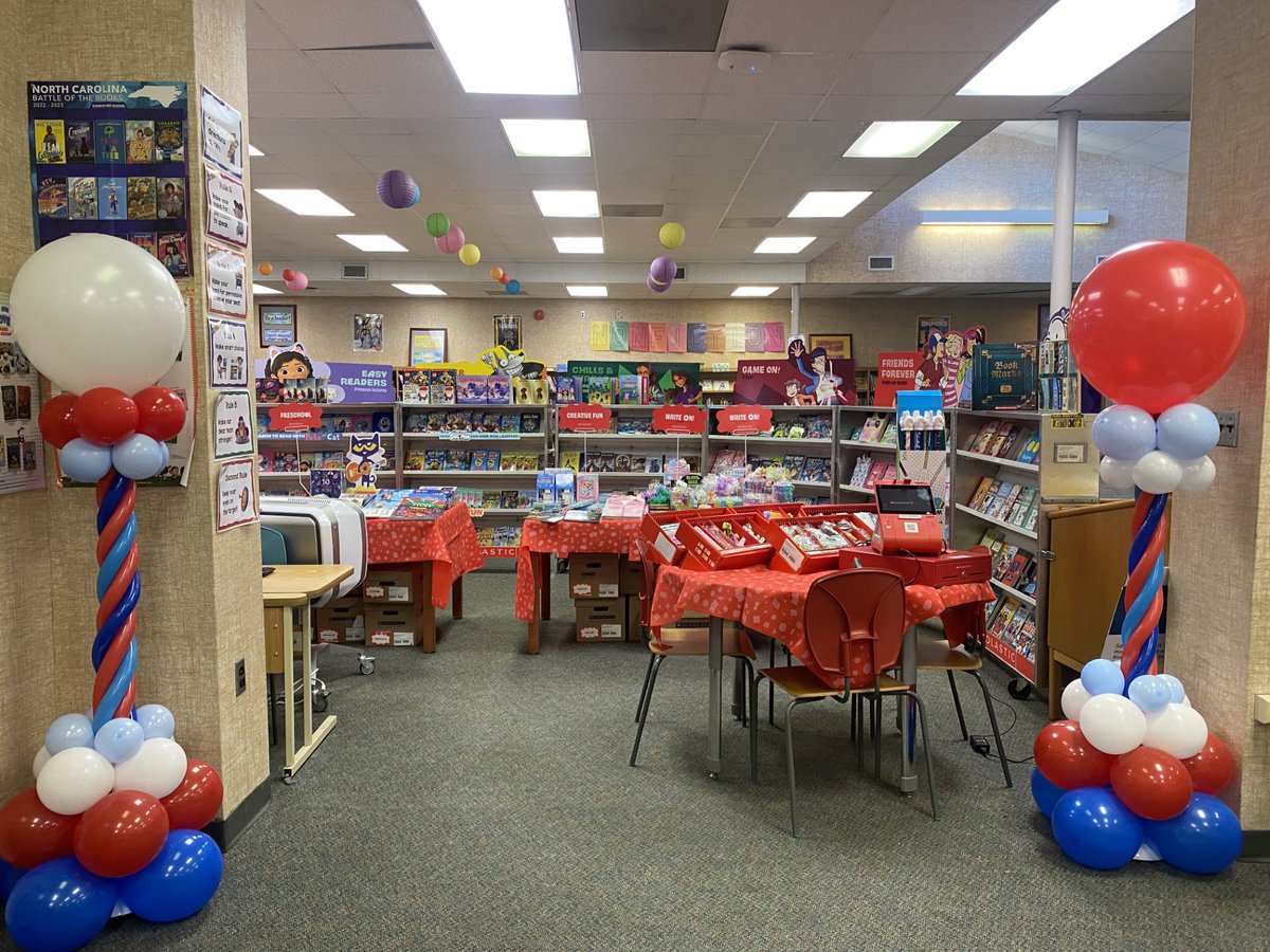 WileyElemGSO's tweet photo. Wiley's Fall Scholastic Book Fair! Thanks to Event Empire LLC for the balloon towers! https://t.co/V3g1Tg2WNC