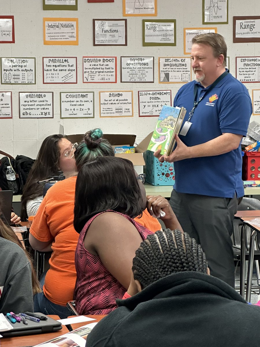 rogersstac's tweet image. Teachers in our Ea4Rth Science session were a making some noise learning about natural resources and how to Reduce, ReUse and Recycle. @jamologan @AISDElemScience #MyAldine