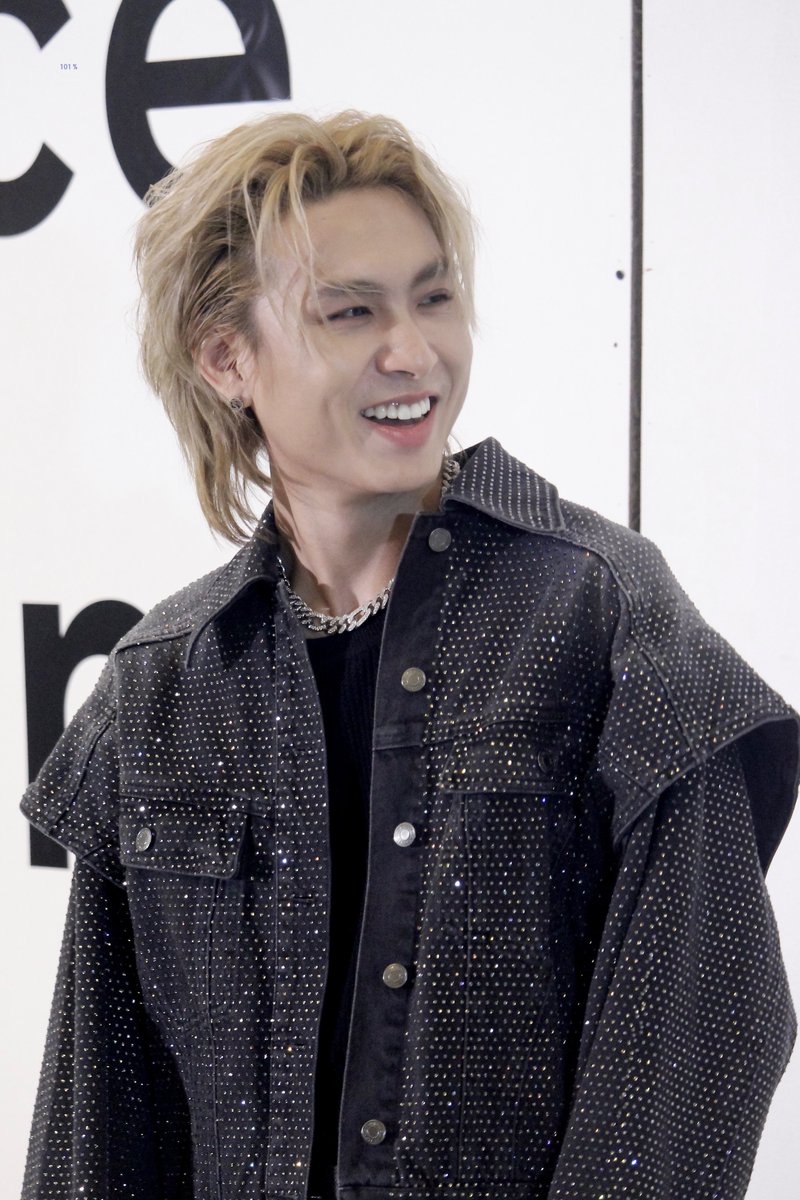 101PERCENTforDM's tweet photo. Good night, Sleep tight 🛏️🫶🏻✨
@diamondnrk
#diamondnrk_
#101PCforDMpics https://t.co/FDZUaGZjKj