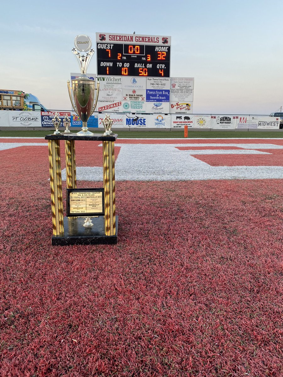 Congrats to our 5/6 varsity biddy team for winning the MVL! Dominating performance in the 2nd half. I get one more game coaching these boys. It’s gone way too fast but their future is bright! #RMA 💪🏼🏈