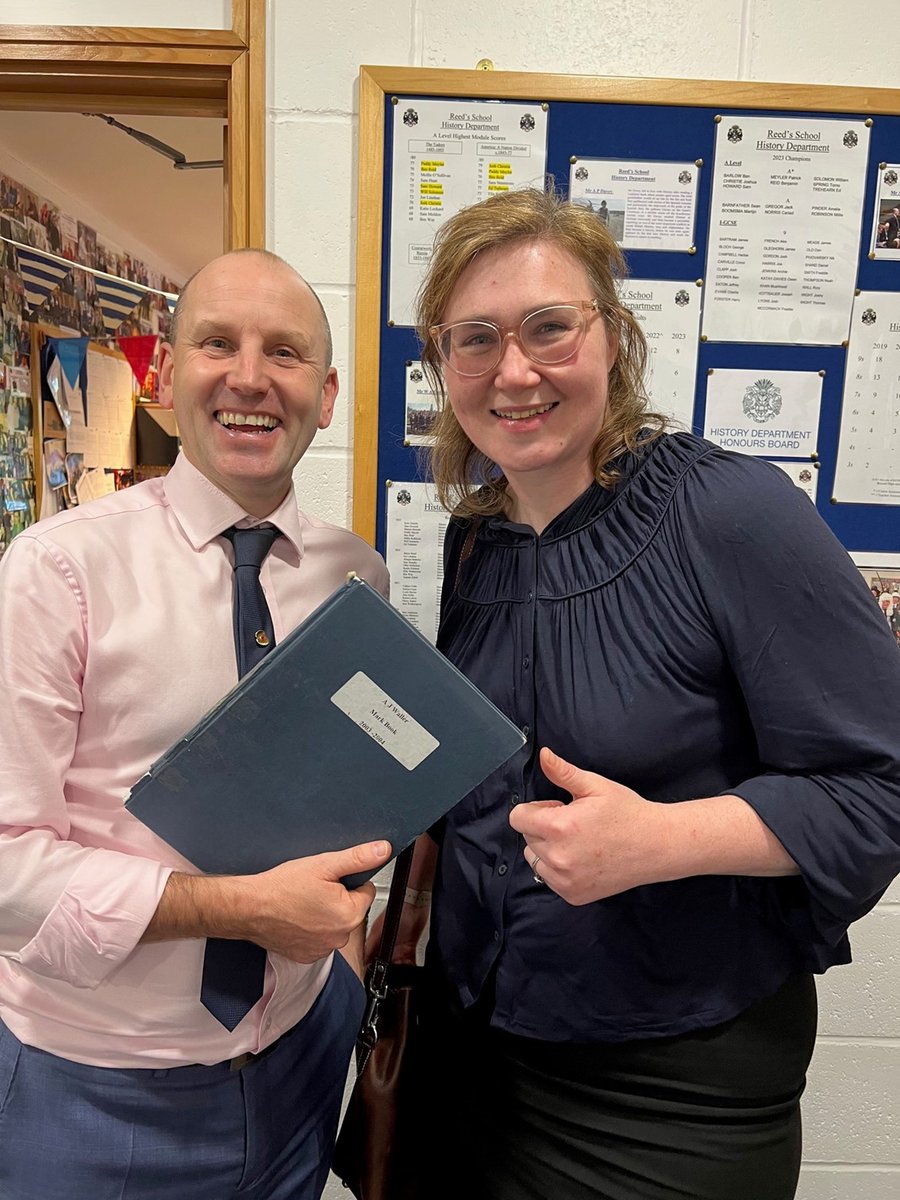 ReedsAlumni's tweet photo. As one of Mr Waller's first A Level #History students @ReedsSchool it was amazing when he whipped out his mark book from Becky Roberts' (nee Soltysiak) (Mu05) L6th year, during her visit today! What a legend.
Recognise any of the @reedsalumni names & faces?
#goingbackintime https://t.co/k6vRnkBBwx