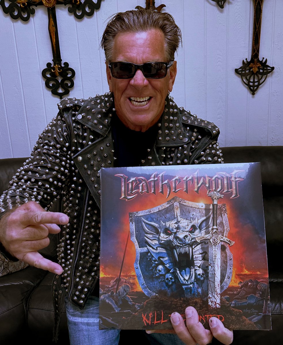 TripleAxeAttack's tweet photo. The jacket is not for sale but the vinyl is! Get your copy of the 'Kill The Hunted' gatefold double LP from the LEATHERWOLF Big Cartel store: https://t.co/e086P09UN4 ๐ธ๐ธ๐ธ
#gatefoldvinyl #coloredvinyl #orangemarble #coloredwax #tripleaxeattack #leatherwolf #killthehunted https://t.co/3ws08u8ZSH