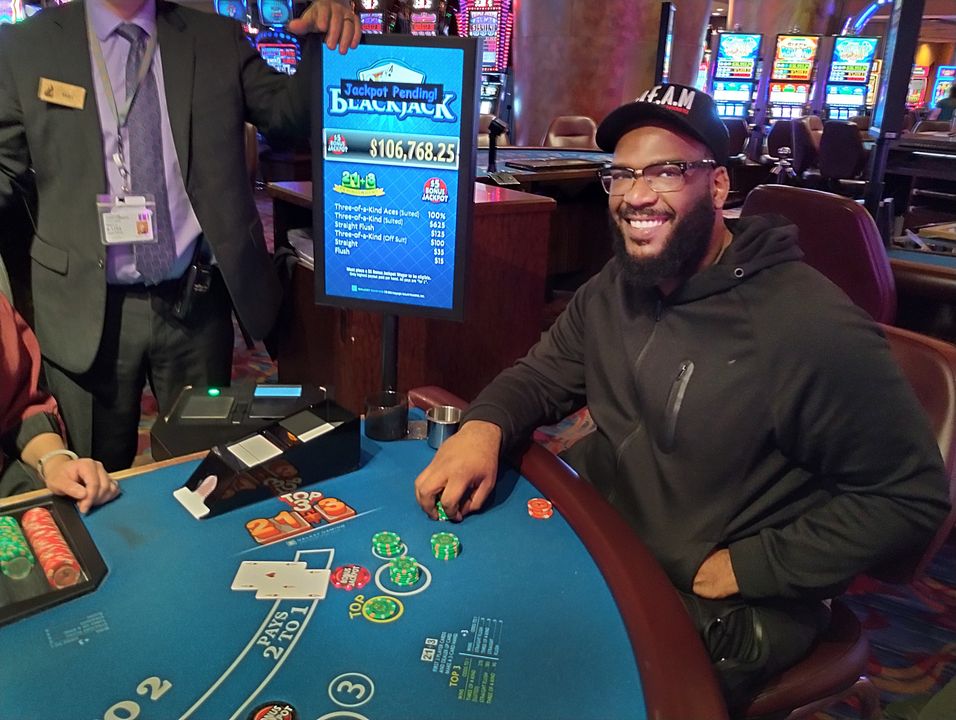 potawatomi_mke's tweet photo. Please help us extend a big Congratulations to Duron who just won a 21 + 3 Progressive for $106,768.25!! https://t.co/4LbUhIG7hK