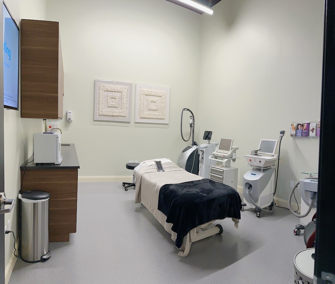 The Portland Center for Facial Plastic Surgery tweet media