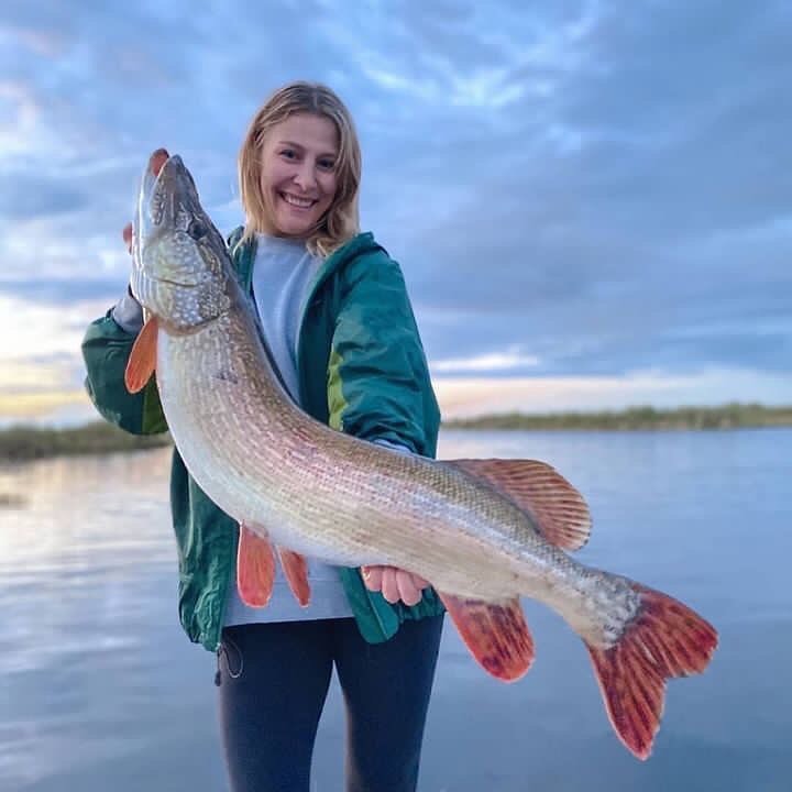 Follow us for more #fishing

Please inbox or Send a direct message for removal request
kastking#fishingtrip #everyone#bassfishing #summerreel #freshwaterfishing #viral #fishinggirl #greatoutdoors #fishing #fishinglife#usa