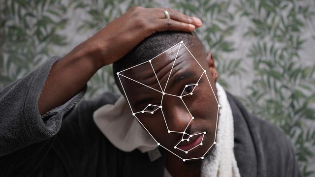 Day 6 of our monthly new images is once again from <a href="/comuzi_lab/">COMUZI</a>! 

This time, they explore emotion-sensing technology through this photograph called Mirror B. 

You can download the image for free: betterimagesofai.org/images?artist=…

#NewImageNovember
