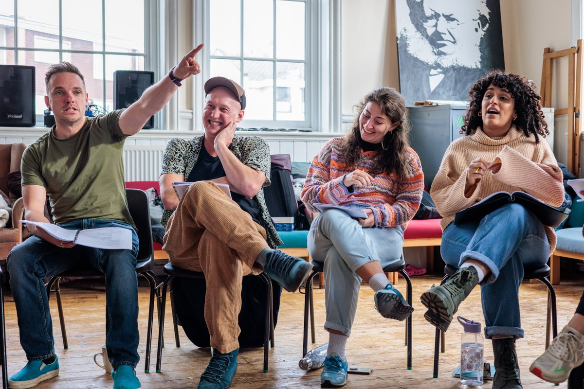 ExeterNorthcott's tweet photo. We began Dick Whittington panto rehearsals today! 🎉 😸

Sneak a peek at our spectacular cast reading the script together for the first time (spoiler alert: we had A LOT of fun). 👀👇 

🧵

📅 30 November 2023 – 7 January 2024
🎟️ https://t.co/IvLNyQBbCN
📞 01392 72 63 63 https://t.co/lg9i5NpBNc