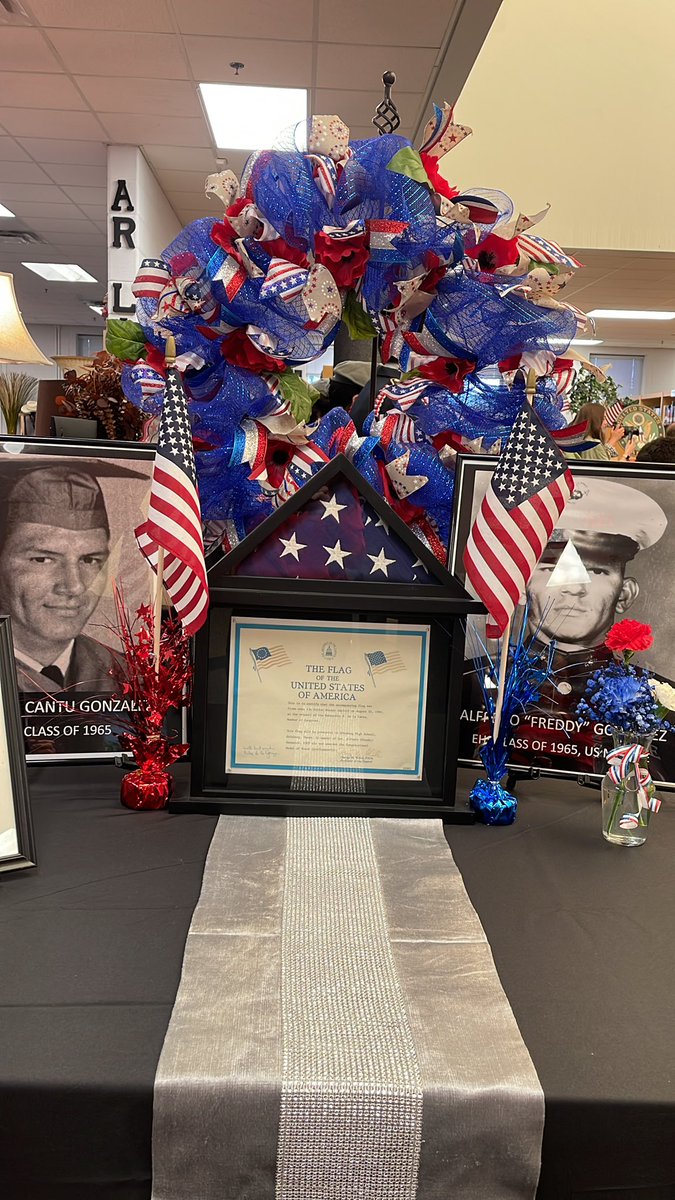 Bobcat_Library's tweet photo. Veterans Day Ceremony @Bobcat_Library honoring Freddy Gonzalez 🇺🇸#hometownhero #USSGonzalez https://t.co/sNfYSVizXS
