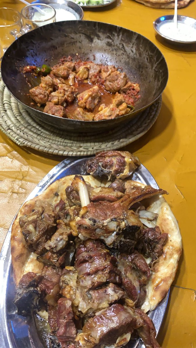 z4dran's tweet photo. May Allah bless the hands of the person who cooked me this. https://t.co/aDfHFskgZs