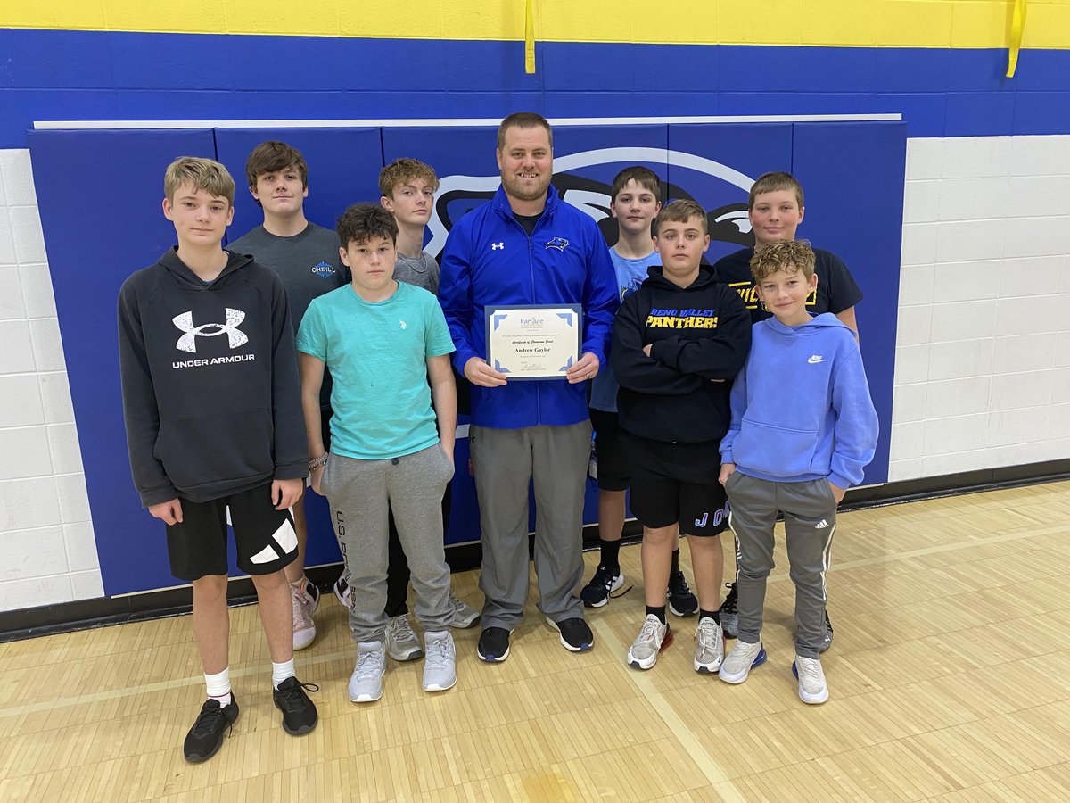 kanaaeorg's tweet photo. @Coach_Gaylor, PE teacher @309Rvms was recently honored at his school for winning a Fall, '23 $500 @kanaaeorg Classroom Grant. He will be using the funds to purchase 3 barbells for his strength and conditioning classes and is pictured with one of his classes. Congrats Andrew! https://t.co/iDL00nM61z