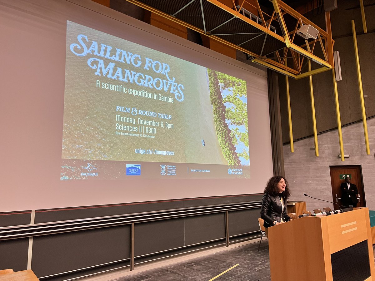 🌿🚀 Kickstarting an insightful evening, Dean <a href="/CostanzaBND/">Prof Costanza Bonadonna</a> inaugurates the "Sailing for Mangroves" film and round table. 

Scientists, students, and sailors unite to unravel the secrets of these crucial #forests amid #climatechange.

ℹ️ unige.ch/lejournal/even…