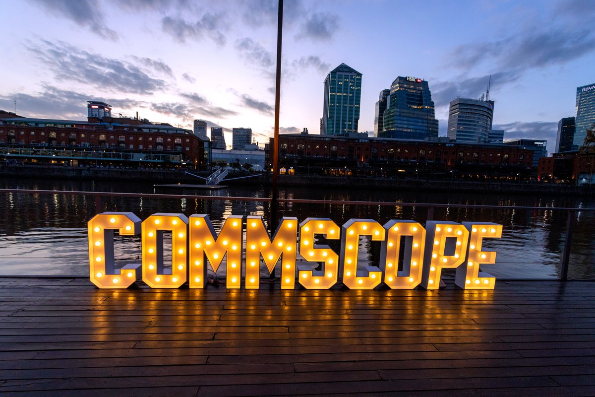 Red_In_Tech's tweet image. Les seguimos compartiendo imágenes de lo que dejó el Fiber to the Moon organizado por @CommScope LATAM en el @Yachtptomadero, el pasado 24 de octubre.

#CommScope #CommScopeLATAM #Thinkfiber #FiberToTheMoon #RIT