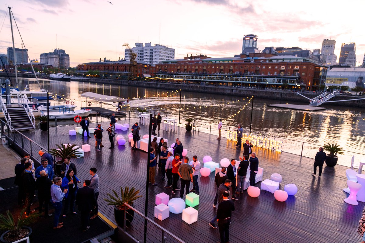 Red_In_Tech's tweet image. Les seguimos compartiendo imágenes de lo que dejó el Fiber to the Moon organizado por @CommScope LATAM en el @Yachtptomadero, el pasado 24 de octubre.

#CommScope #CommScopeLATAM #Thinkfiber #FiberToTheMoon #RIT