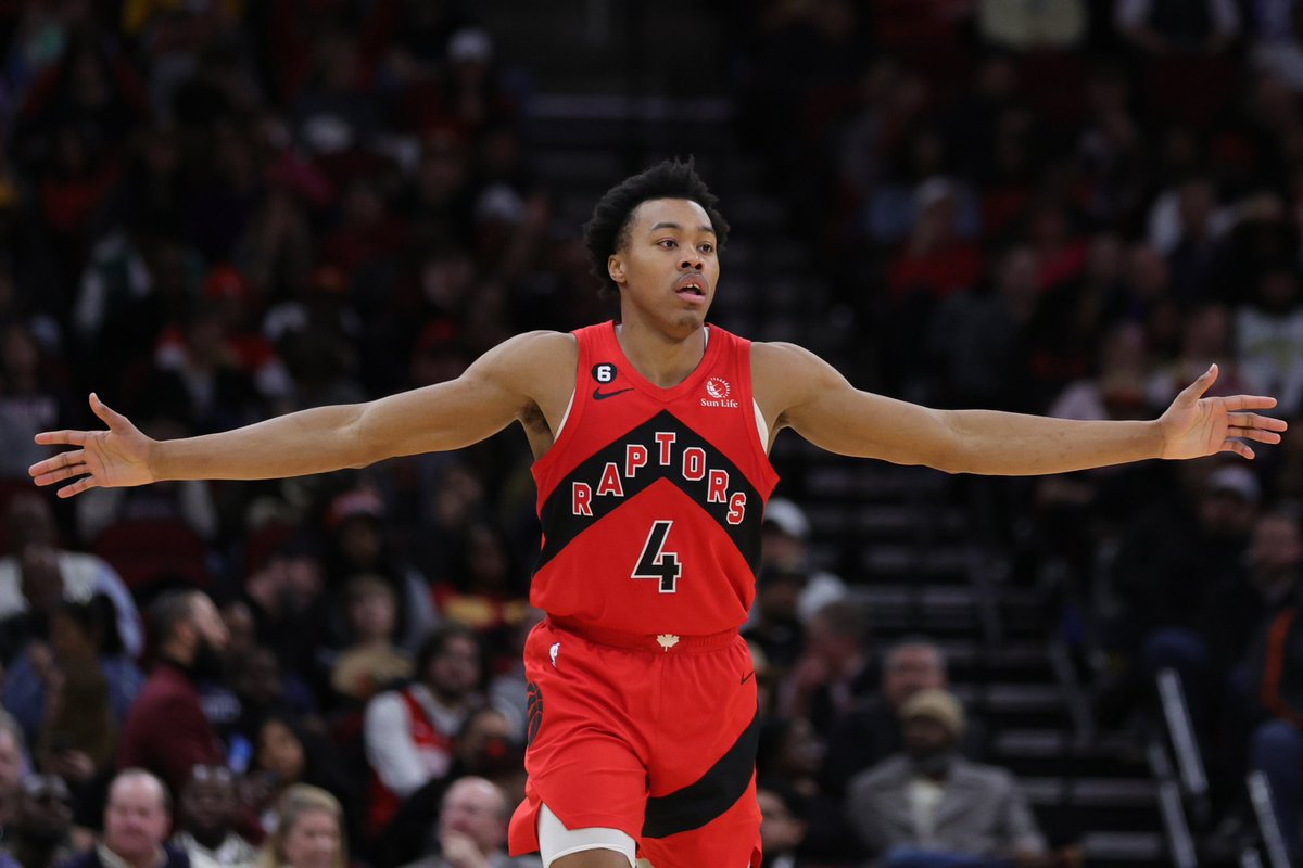 DesahogoDep_PR's tweet photo. Darko Rajakovic el jefe de banca de los Toronto Raptors se siente bendecido.

La bendición: ⬇️ https://t.co/N74dsV1xRQ