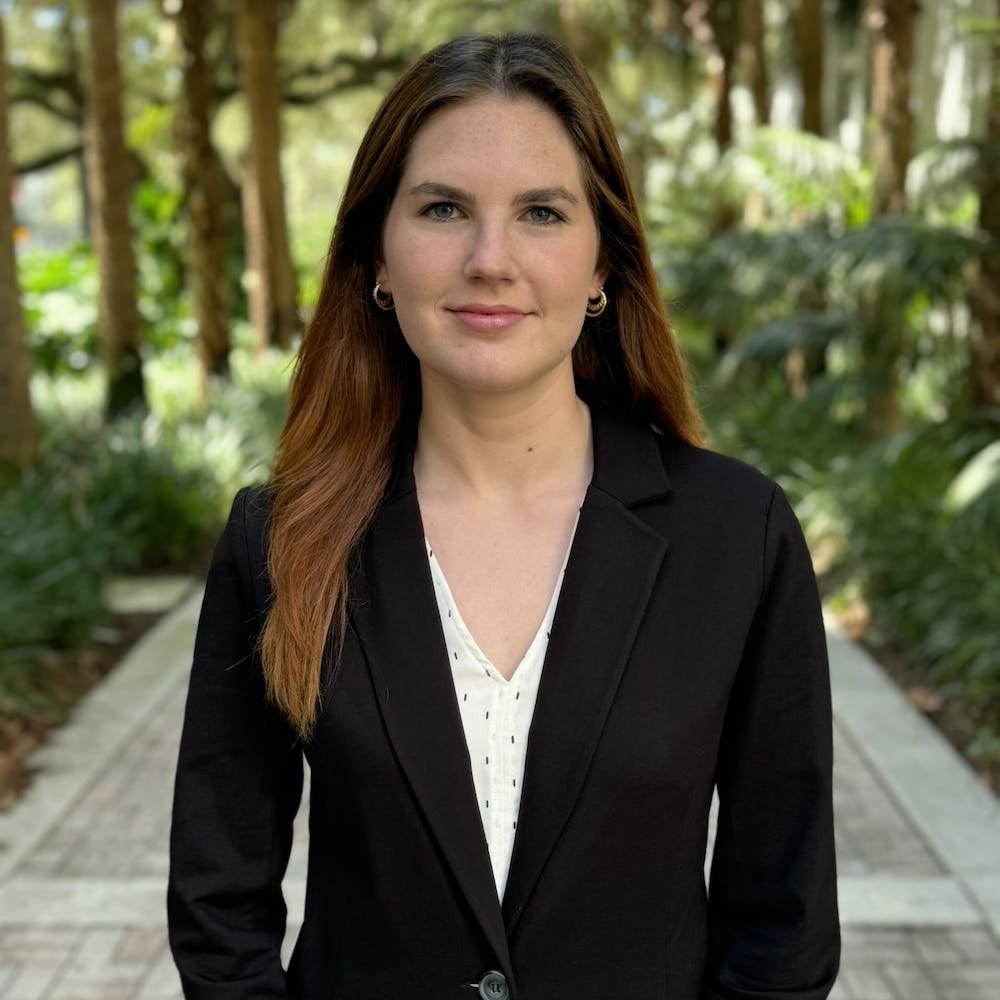 UMLawIC's tweet photo. Meet Emily Gafcovich: a first-gen law student who began at UNC and is now making her mark at the University of Miami's law program. Discover her full story, published by UNC here: https://t.co/qNBRHR9P5M https://t.co/v9h2WjUbbL