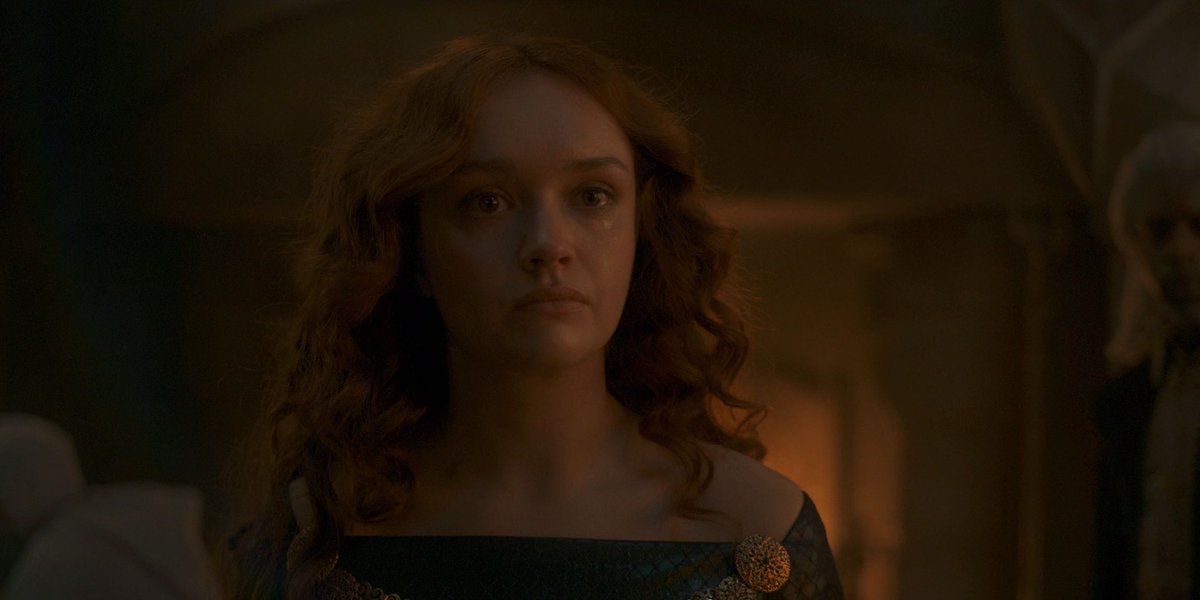 westerosies's tweet photo. Media officials who have seen the ‘HOUSE OF THE DRAGON’ Season 2 teaser trailer are calling it an epic reemergence into the world of Westeros. 

Insiders close to George R.R. Martin speculate that the trailer may be released in a few days! https://t.co/r9FJ7Tzl3J