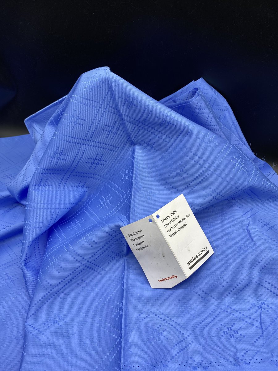 asm__tex's tweet photo. *swiss stiku &amp; silver box

*price tag 🏷️ 3500

*head office :shop no.c28 gidan dantata opp gandujiyya block kwari market

*branch : shop no.26 shy plaza kofar gadon kaya BUK road https://t.co/3qiJ4kqkiN