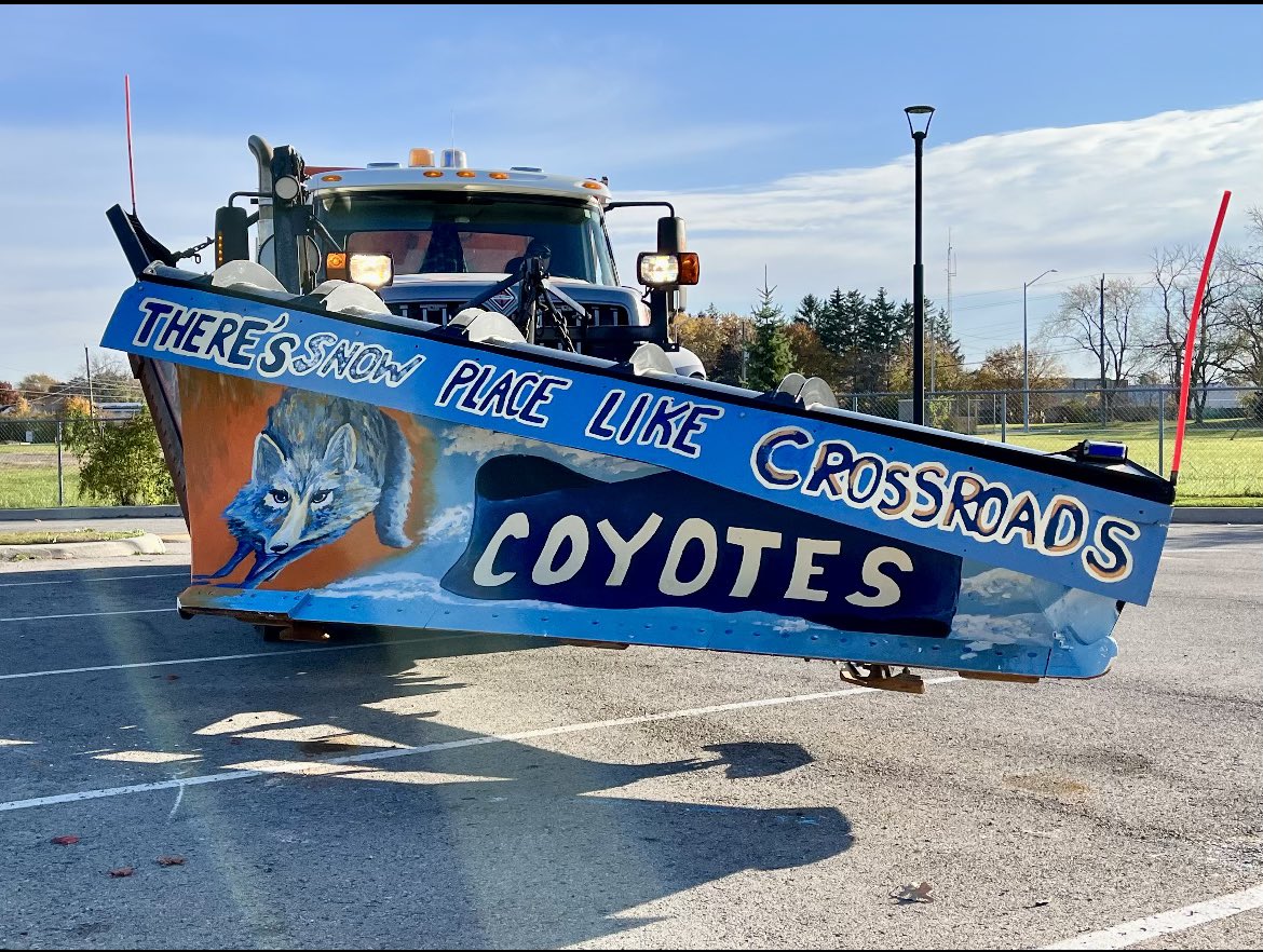 CrossroadsDsbn's tweet photo. Amazing work, grade 8s! Thank you for sharing your expertise, Mrs. Krake! ๐พ๐บ๐๐งก๐จ#workhardbekindhavefun #jointhepack #youbelonghere @dsbn https://t.co/EiiV9RwM1g