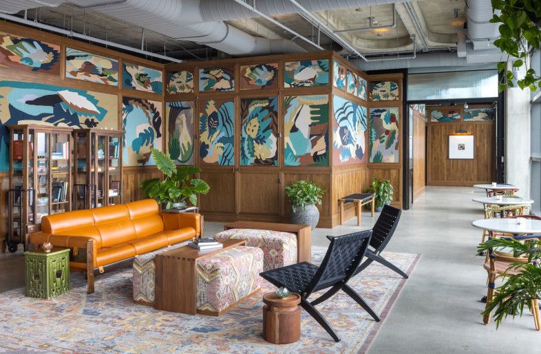 ✨ Dive into Productivity! 🌱Crafting vibrant offices isn't just about desks and chairs; it's creating an environment where productivity meets comfort &amp; innovation. DM us if you're in search of your ideal office haven. 
📸 @signalhousedc 📚 <a href="/framemagazine/">FrameMagazine</a>  buff.ly/3StRivZ