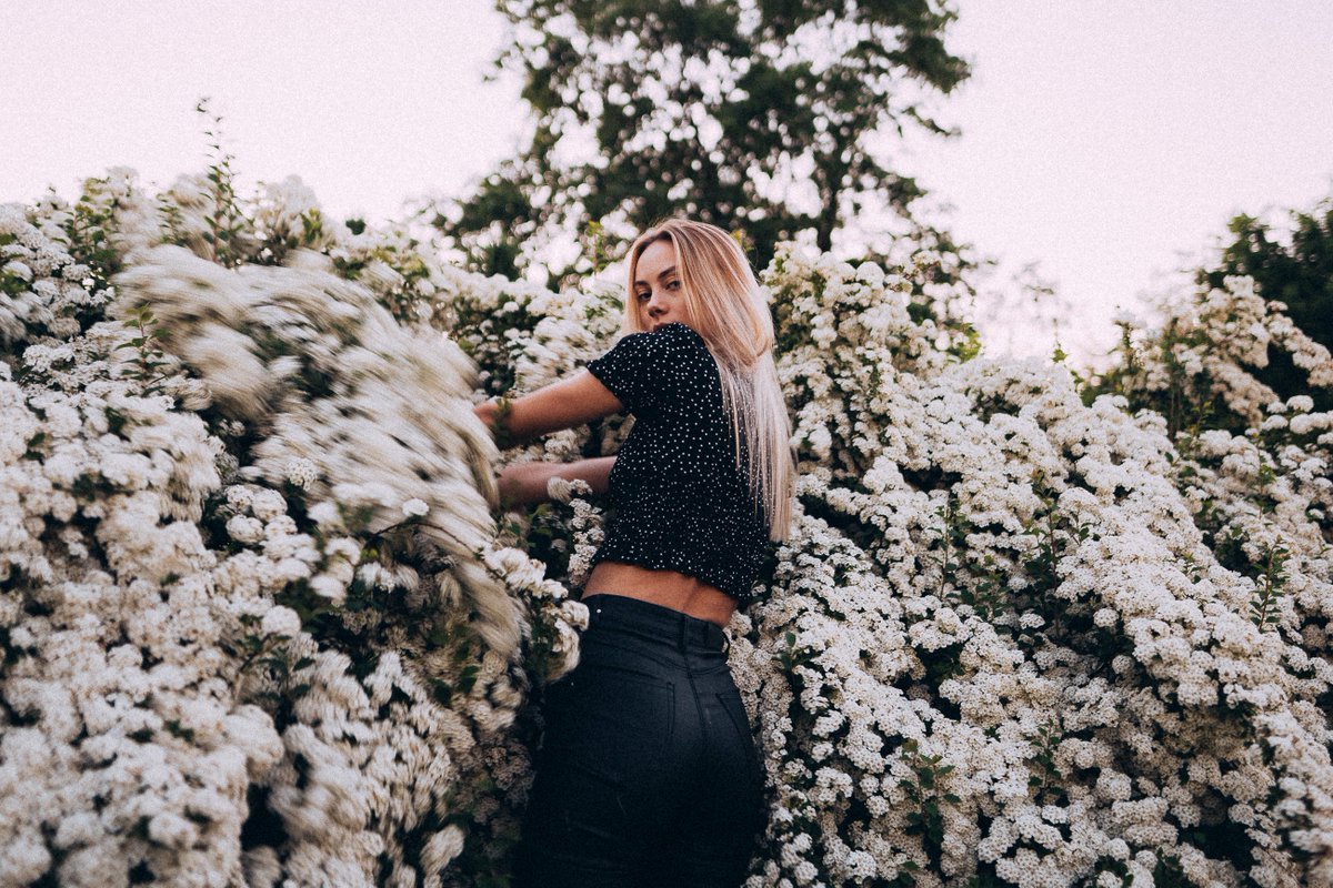 ELIZABETH #moody #photoshoot #portrait #portraitphotography #photography #POTD