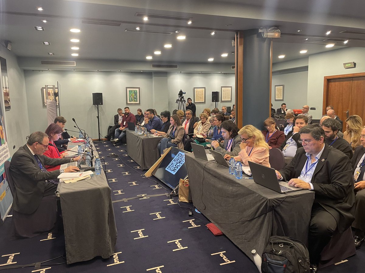 CGCEE_VIII's tweet photo. Debate y votación de las propuestas de las Comisiones Delegadas.

La Comisión de Derechos Civiles y Participación propone⬇️
🔹Cambios en materia de acceso a la nacionalidad 
🔹Creación de nuevos consulados 
🔹Revision del sistema fiscal para residentes extracomunitarios https://t.co/Sb93HWKZfH