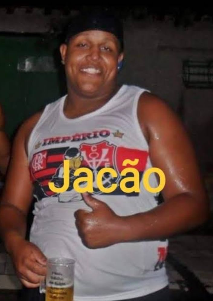 falacomigorj's tweet photo. Comerciante teve seu carro arrombado e seu dinheiro levado por policiais do 27BPM onde vamos parar com isso?.
#NANAN morto ficou o #VAGUINHO conhecido como #VELINHO ou #JACARÉ 
e o #RENATO vulgo #JACAO em seu lugar já já eles briguem entre eles mesmo faz igual o #MAGRINHO fez . https://t.co/liiniwAhUP