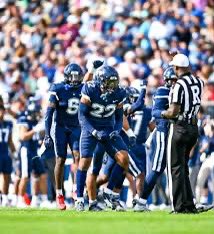 t1eson's tweet image. #AGTG extremely blessed to receive and offer from the university of connecticut!!

thank you @CoachDHilliard, @UConnFootball, @CoachTroop3, @_CoachRoss #TheReload

@JScruggs247 @ChadSimmons_  @adamgorney