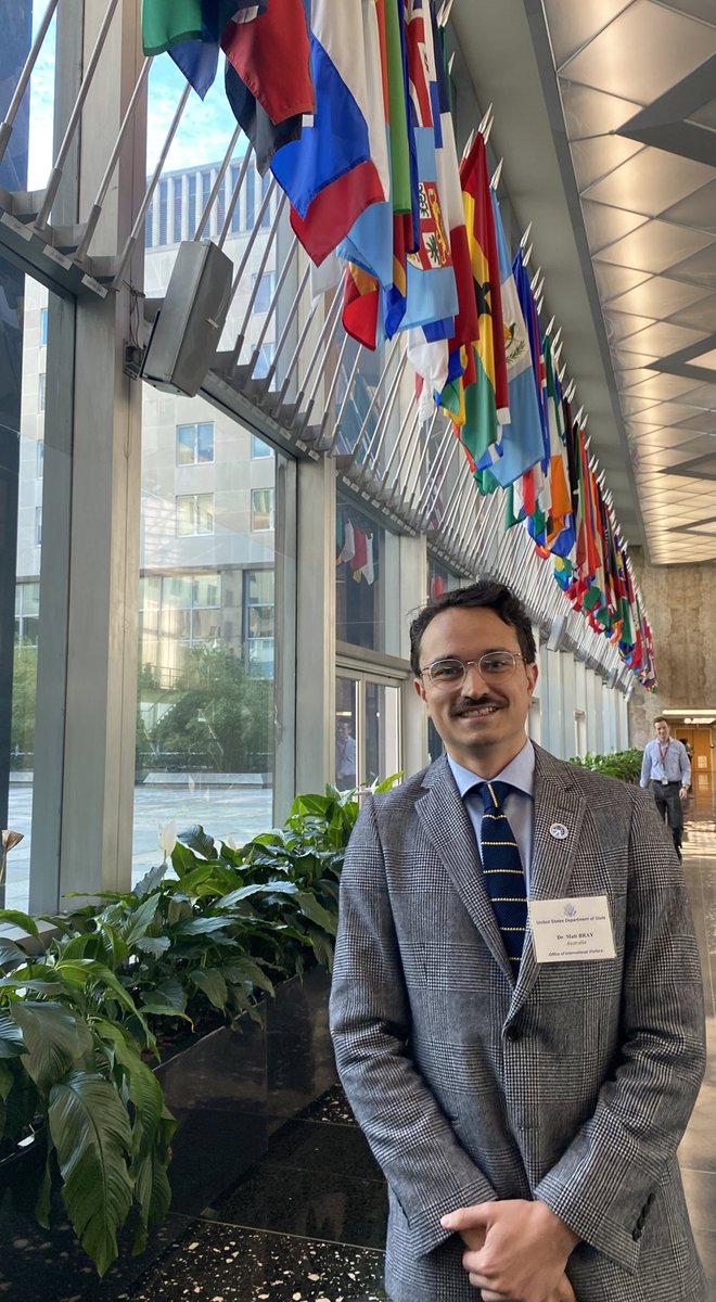 MattBrayAU's tweet photo. Swapped scrubs for a suit last week in Washington DC at the invitation of the @StateDept as part of the @StateIVLP Combatting #PublicHealth Challenges alongside colleagues from various @ASEAN nations. Proud to represent Australia and the Pacific here #globalhealth #diplomacy https://t.co/gpwyQUudJc