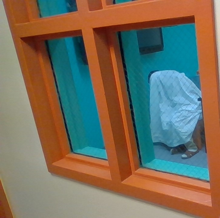 NYC juvenile jails are so overcrowded that teens are sleeping on the ground in hallways and classrooms. 

At least two have been assaulted🧵gothamist.com/news/teens-in-…