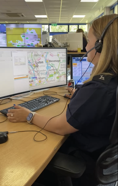 HertsFRSControl's tweet photo. Want to make a difference and be part of an amazing team? We are recruiting for Fire Control Room Operators, see recruitment link below for further insight into this exciting role and how to apply

https://t.co/g1ULAKlHGK https://t.co/GzuzqpTaMs