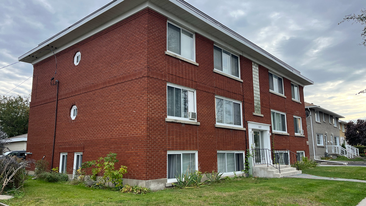 ICYMI: An Ottawa non-profit with the goal of keeping housing affordable, just acquired their first property in Carlington.
Check out the full story here: shorturl.at/hDQX2
#Ottawa #ottnews #ottcity #housing #HousingCrisis