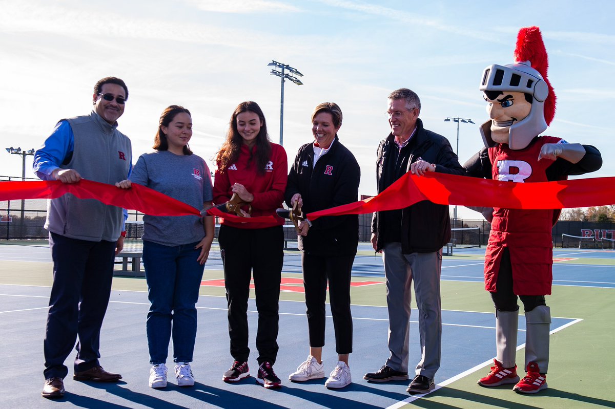 RutgersTennis's tweet image. Ribbon = cut ✂️

Rutgers’ new outdoor tennis courts are officially open! 🎾🫶

#GoRU | #RTennis