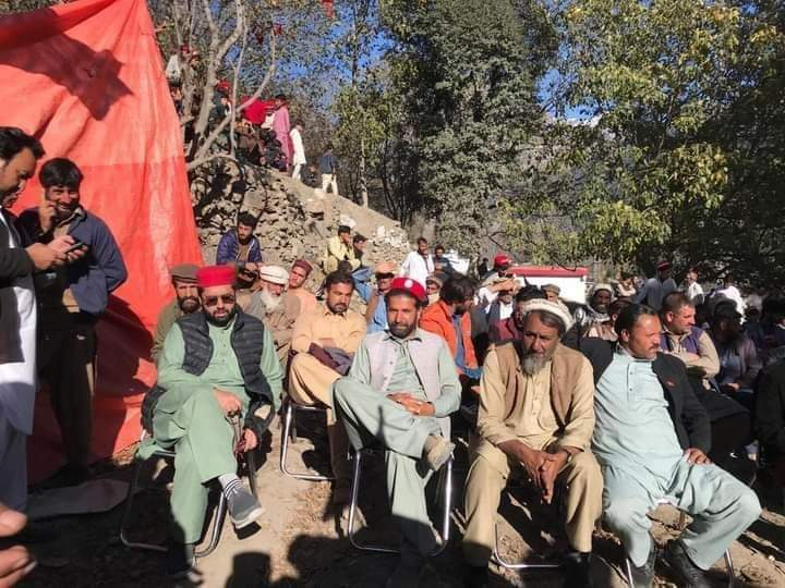 ANPOSwat's tweet photo. گرینڈ شمولیتی پروگرام گورکین کالام.
گورکین کالام میں 200 افراد نے پی ٹی آئ پیپلز پارٹی اورجماعت اسلامی سے مستفی ھو کر عوامی نیشنل پارٹی میں شمولیت اختیار کرلی.
نئے شامل ہونے والے ساتھیوں کو باقاعدہ طور پر ٹوپیاں پہنائی گئی.
#ANP #PK_3 #NA02 https://t.co/85uYyn8yoP