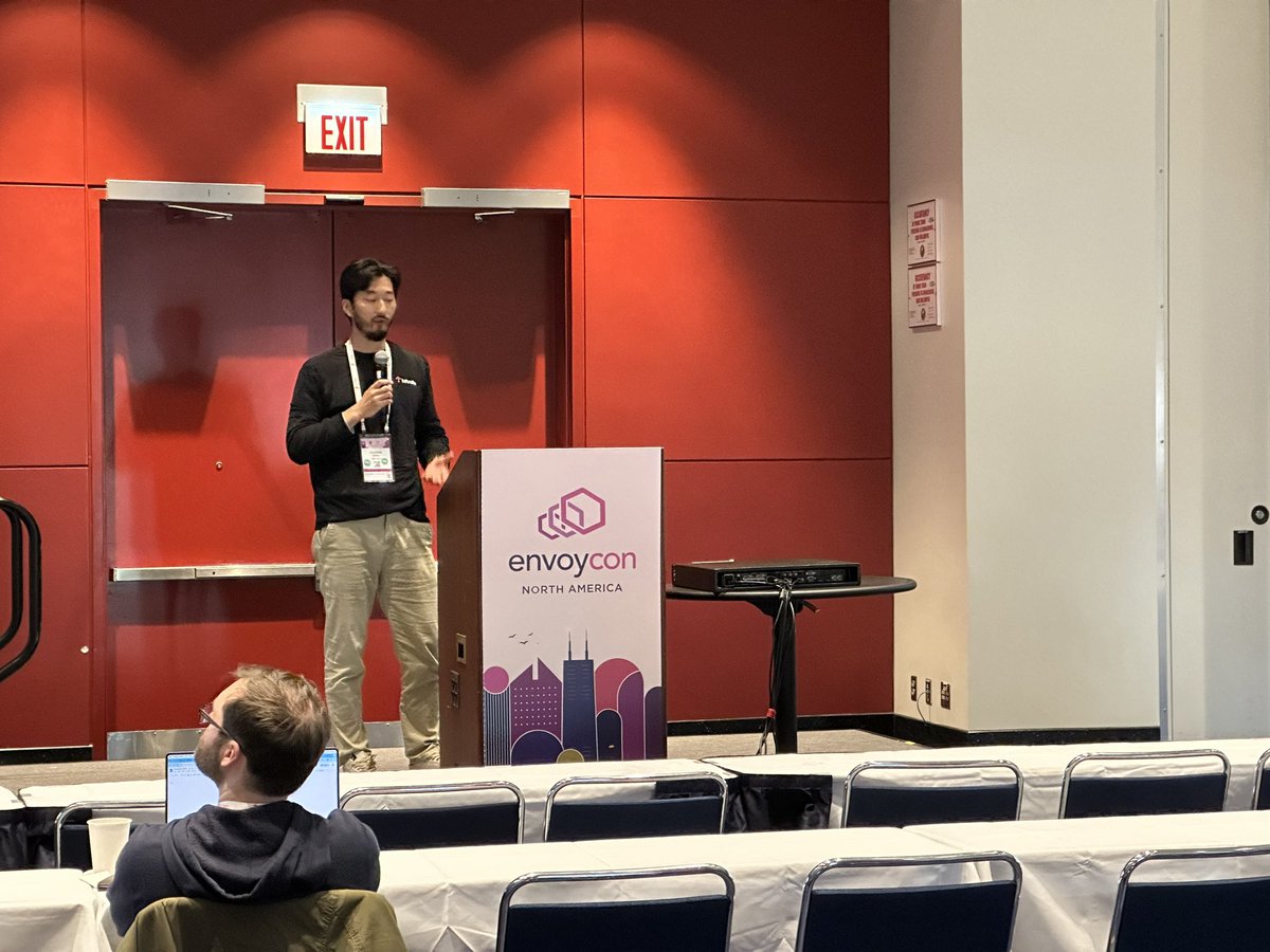 #EnvoyCon now featuring Tetrate’s Huabing Zhao talking about meta protocol proxy