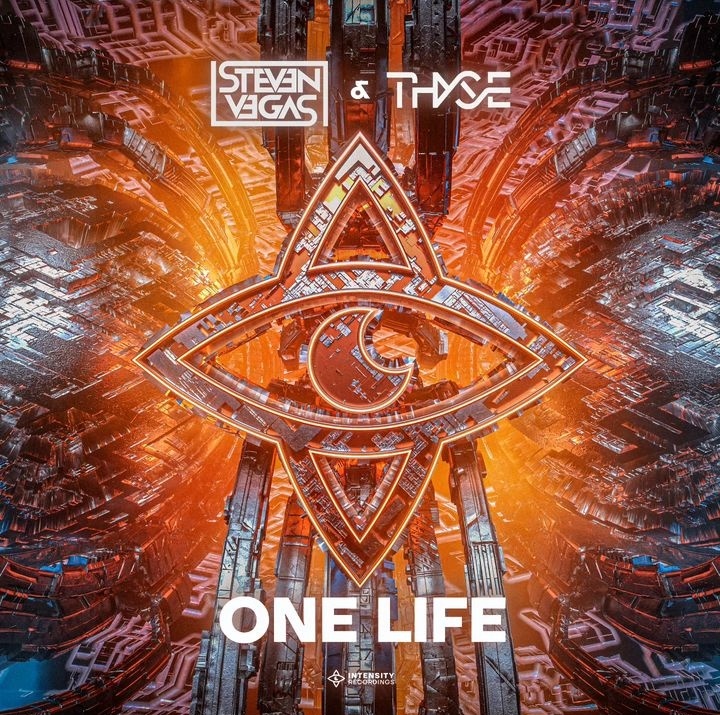 ONE LIFE IS OUT NOOOOW! 🔥 My new festival weapon is OUT NOW via <a href="/intensityrec/">Intensity Recordings</a> in collaboration with my buddy <a href="/djthyse/">Thyse</a> 🤟🏼

music.intensityrecordings.com/steven-vegas-t…