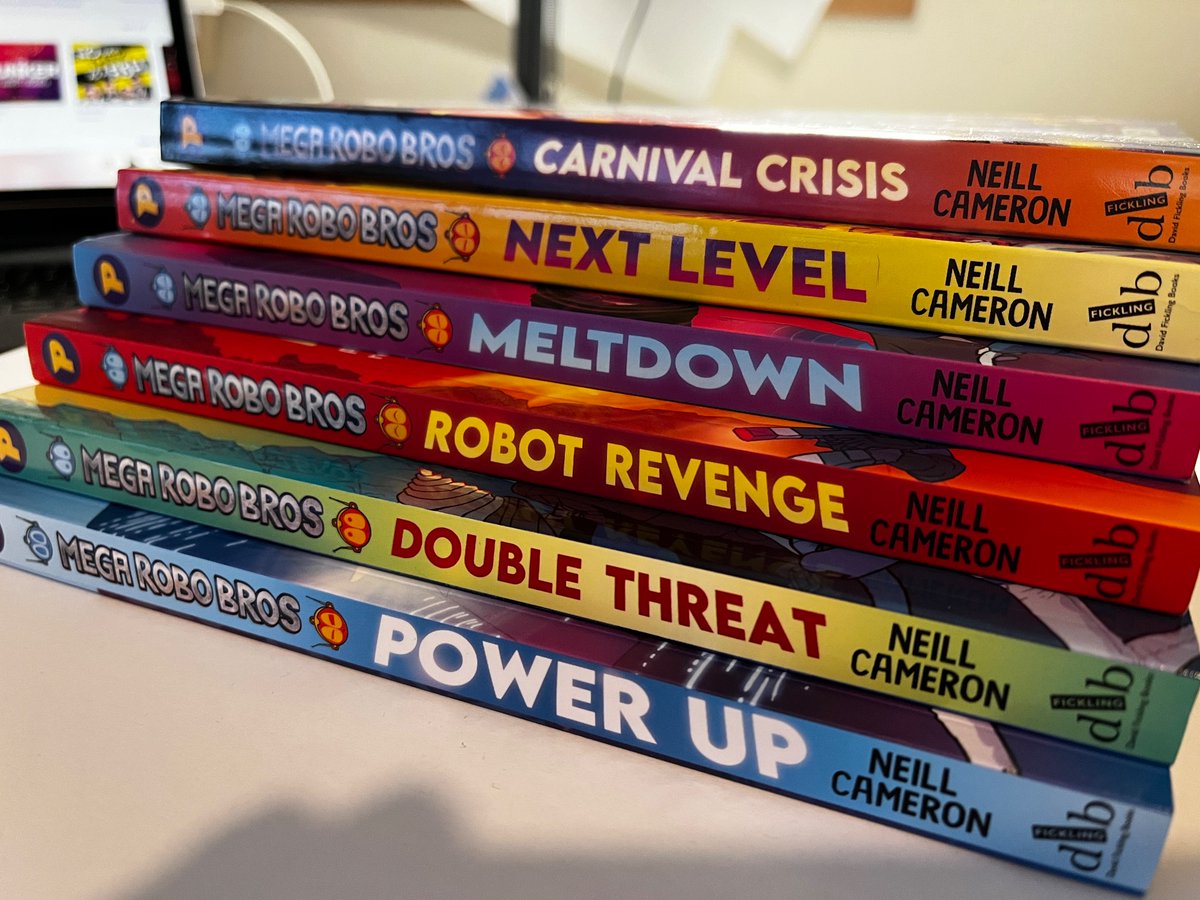 MEGA ROBO BOOK GIVEAWAY! My web shop is open from now till xmas - neillcameron.bigcartel.com - and to celebrate I’m giving away one COMPLETE SET of ALL SIX Mega Robo Bros books so far! Just ❤️ & RT this post for a chance to win 🤖🤖🔥