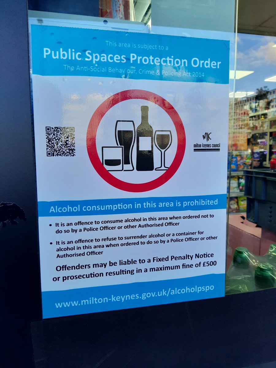 tvp_mk's tweet photo. 🚓NHPT 🚔PC DA SILVA MELO and PC COATES are out to address the publics concerns in relation to persistent alcohol fuelled anti-social behaviour outside of Milton Keynes Central Train station. This location is covered by a PSPO (Public Spaces Protection Order). 

#P5814 #OPDESKTOP https://t.co/3EDH3ugsOn