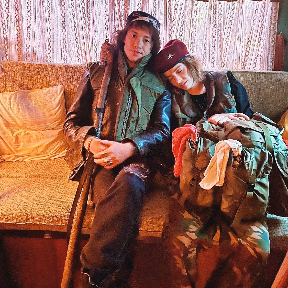 josephqthinkerr's tweet photo. joseph quinn and maya hawke, my beloveds ♡ https://t.co/yvzcoxPaiu