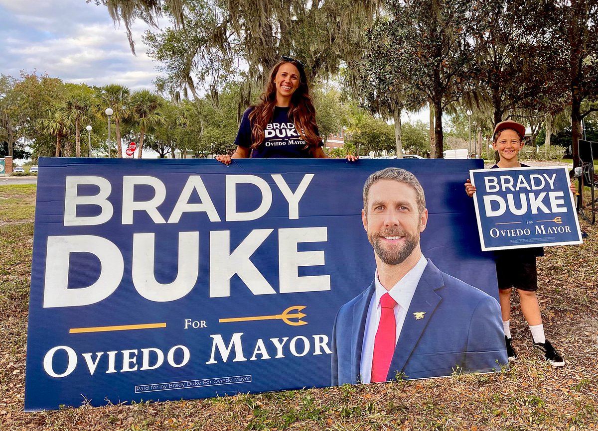 BradyDukeFL's tweet photo. “We in America do not have government by the majority. We have government by the majority who participate.” - Thomas Jefferson

We’ll be waving signs at all 3 polling locations tomorrow with volunteers. Swing by and see us! 🇺🇸

Polling info: https://t.co/y1zkHBl7Qv https://t.co/To0Hx0jhep