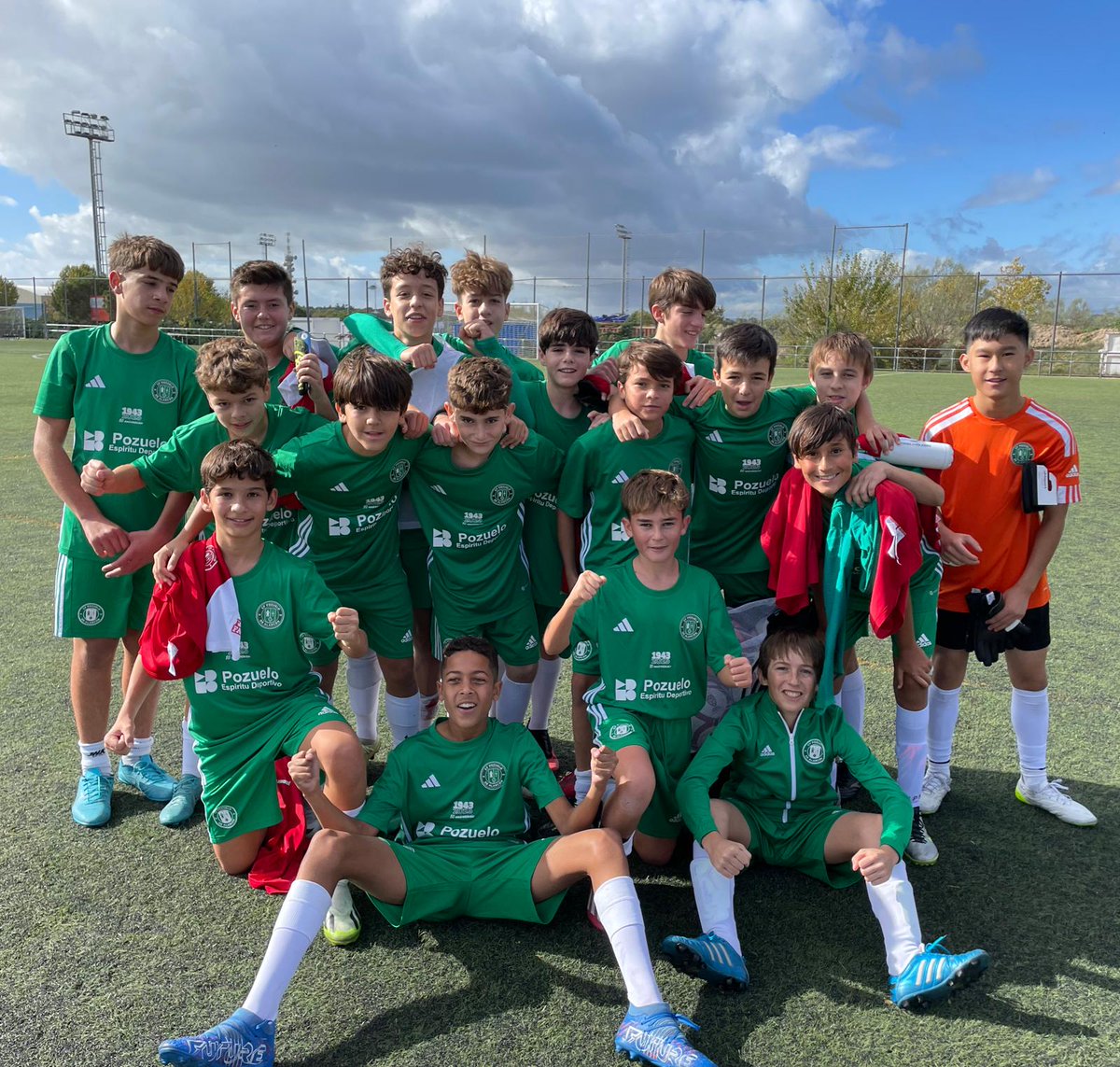 pozuelocantera's tweet photo. 𝗥𝗘𝗦𝗨𝗟𝗧𝗔𝗗𝗢𝗦 ⚽️ | INFANTILES 

- #infantilB 0 - 2 Retamar-Pozuelo A
-  San Lorenzo A 0 - 2 #InfantilB
- Collado Villalba A 1 - 0 #InfantilC
- Chamberí De Madrid 9 - 0 #InfantilD
- #InfantilE 5 - 0 Football Dreams D
- Aravaca C.F. 7 - 3 #InfantilF

🟢 #FamiliaVerde https://t.co/UetahDCyYN
